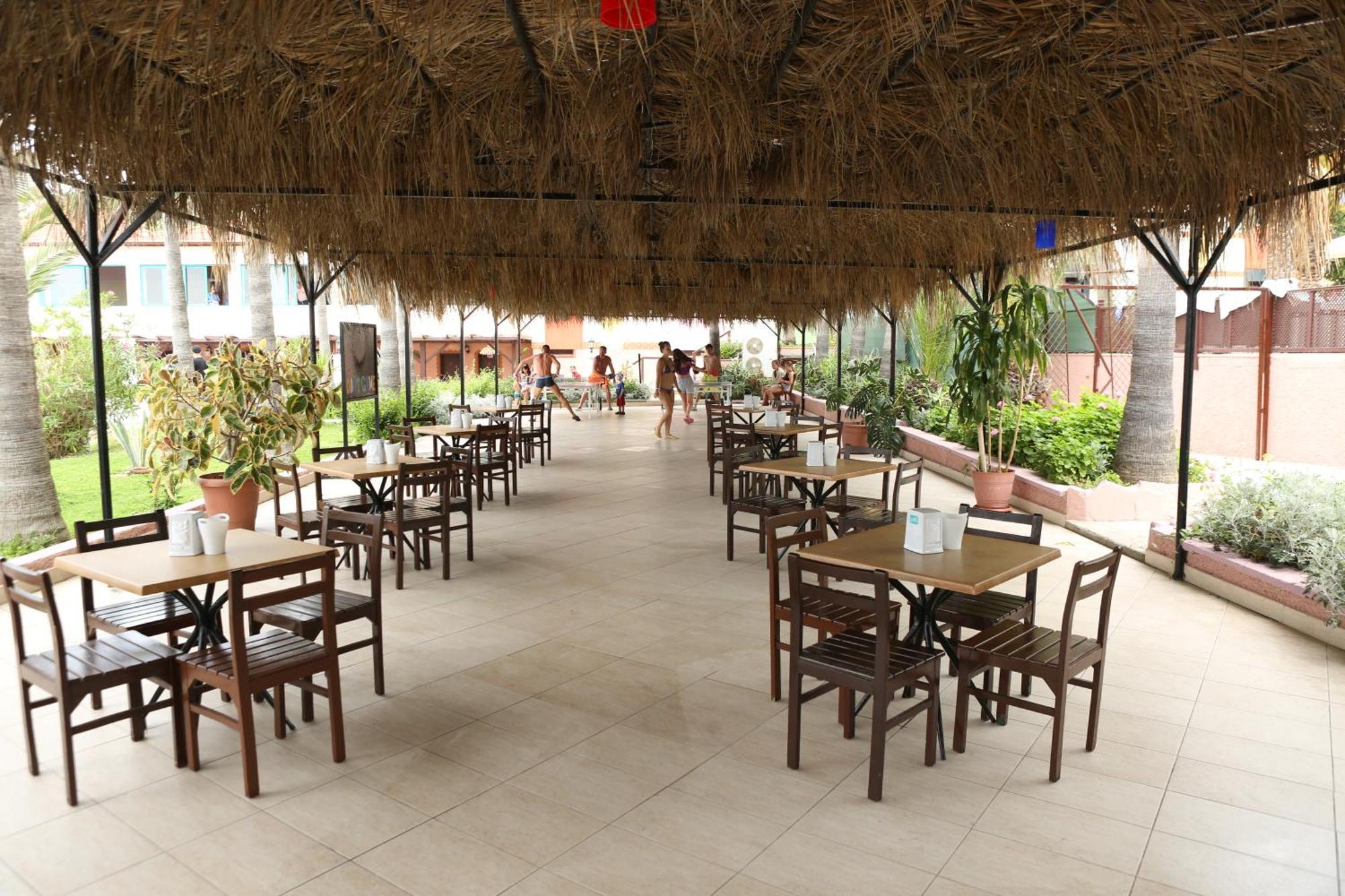 Club Tropical Beach Hotel Toslak Exteriér fotografie